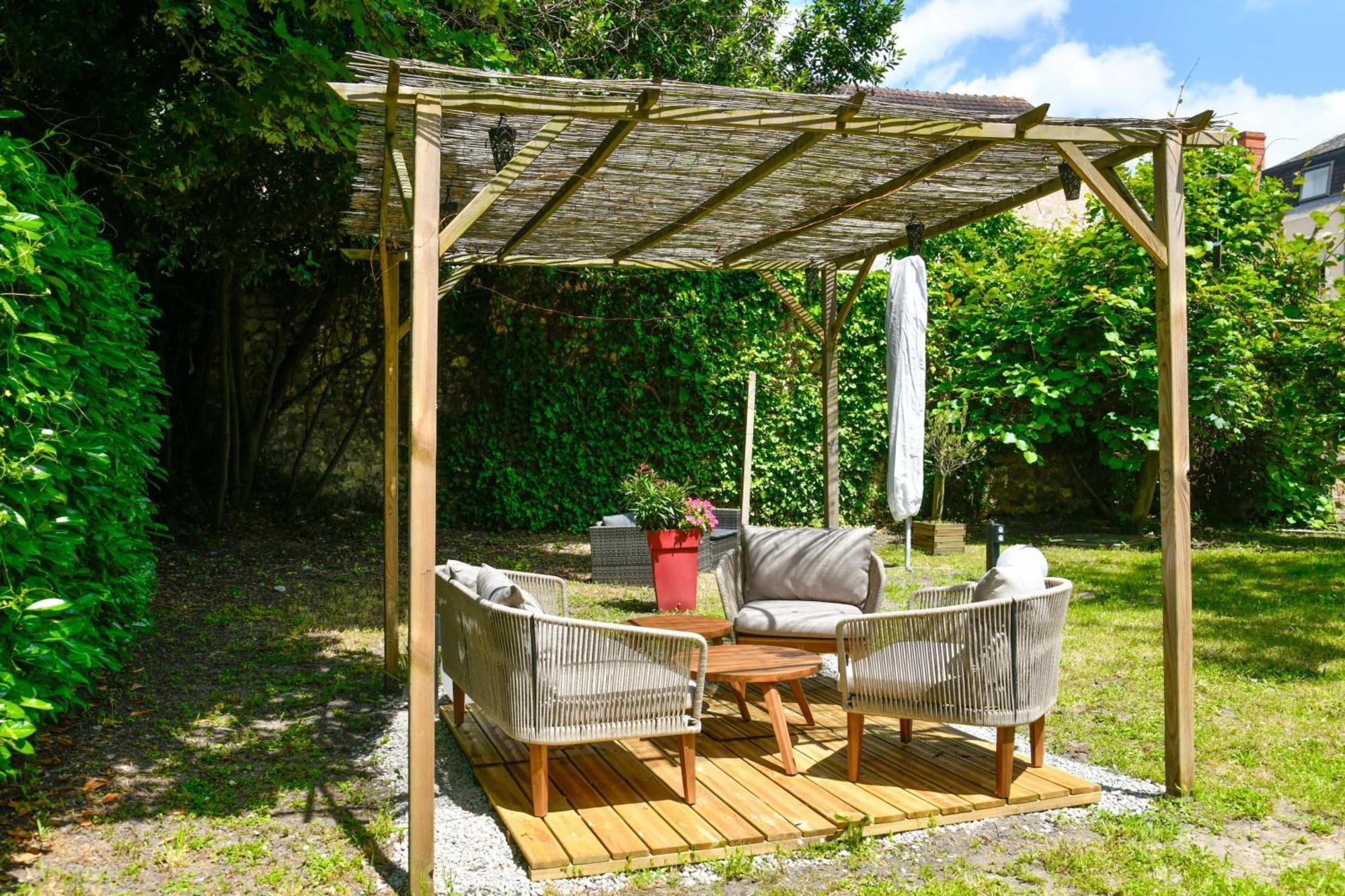 Enjoy Garden Hotel Vierzon Eksteriør billede